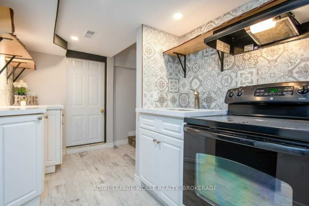 Listing X5998917 - Large Photo # 36