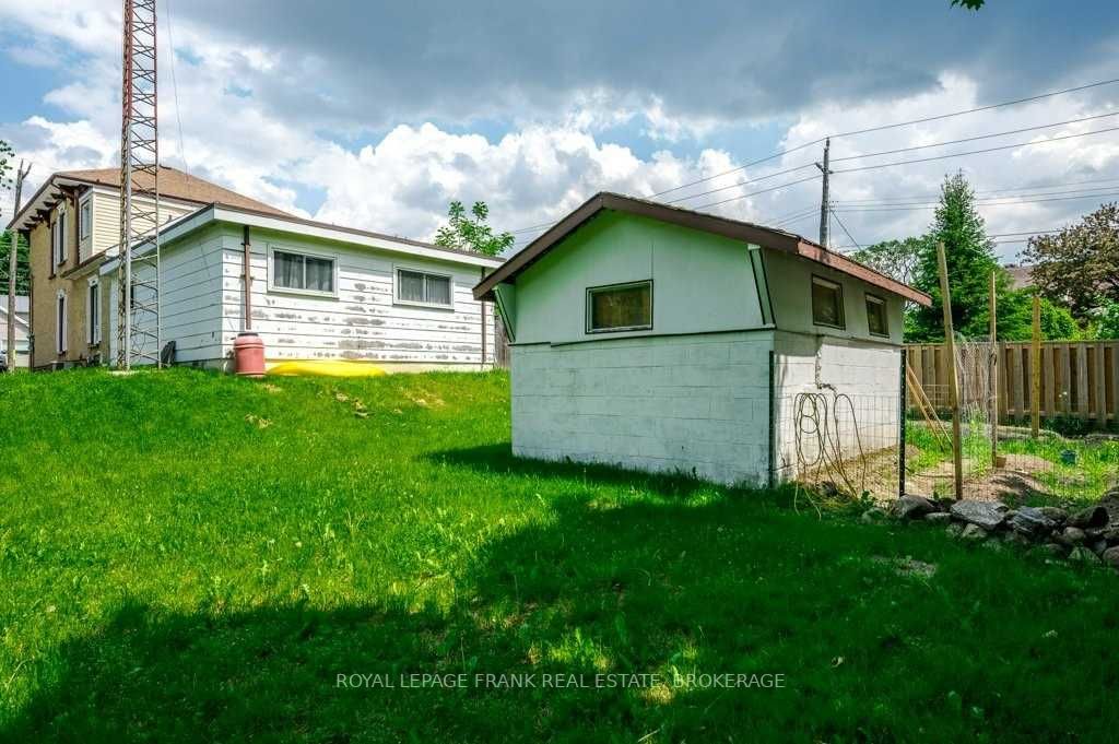 847 Hilliard Street