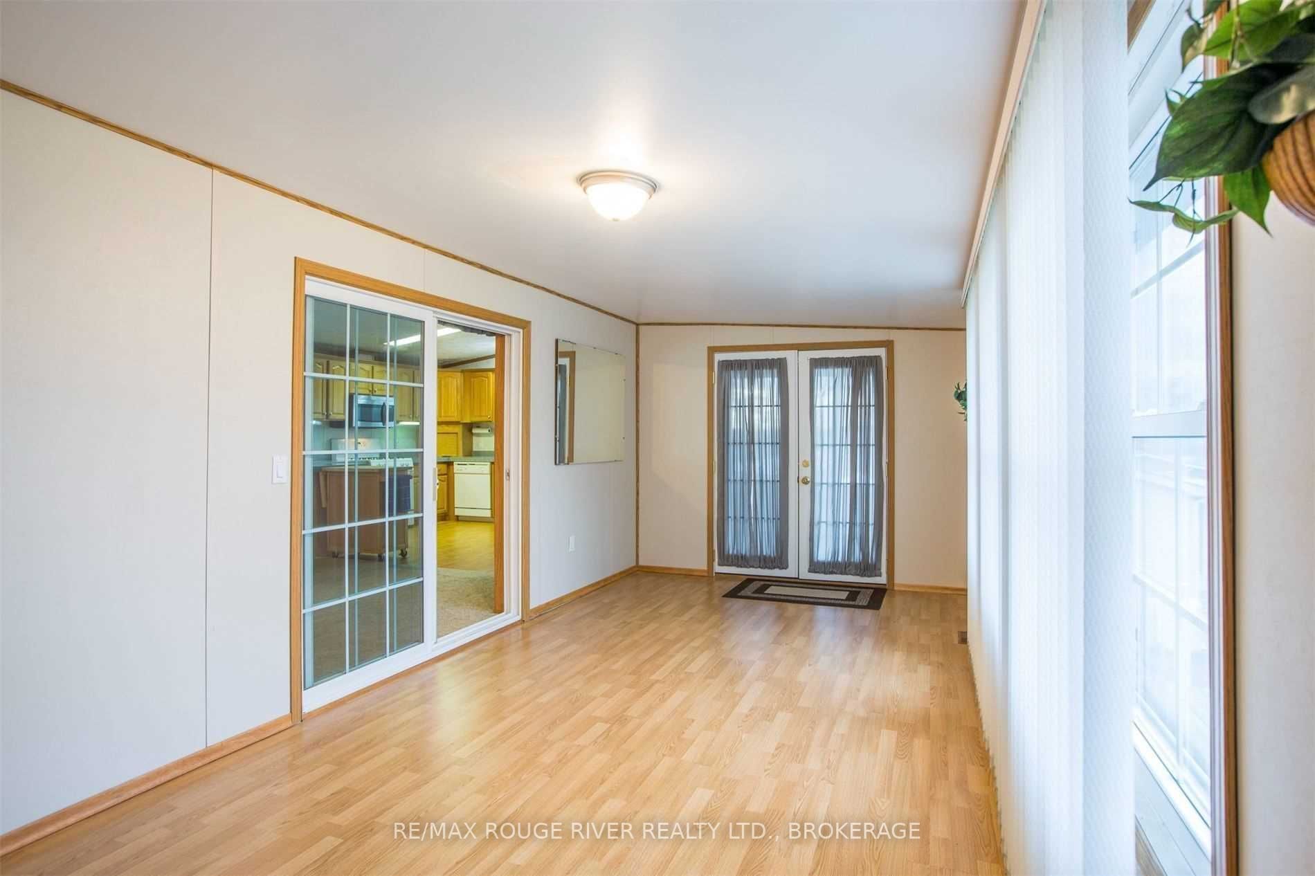 16 Bayview Drive