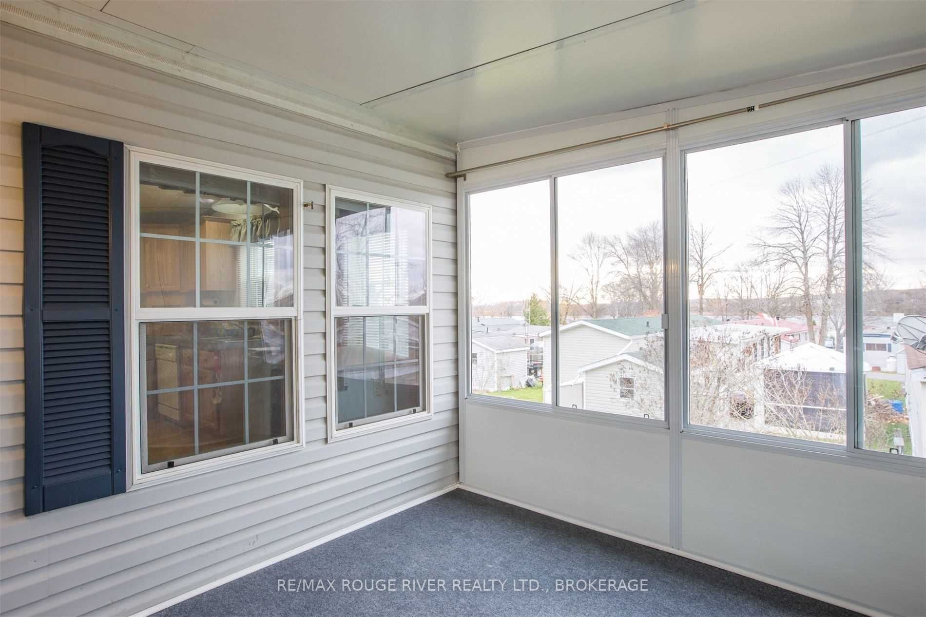16 Bayview Drive