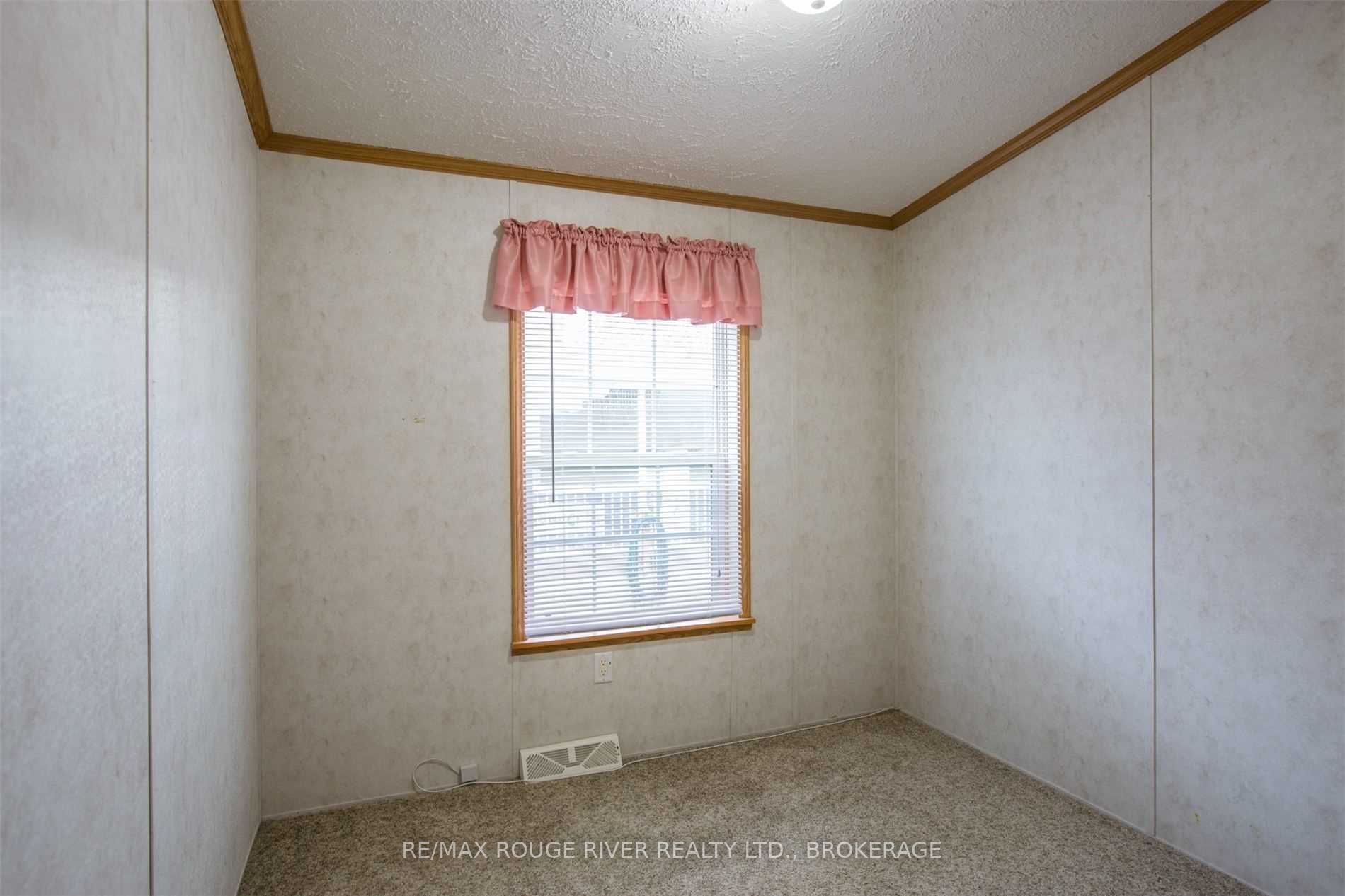 16 Bayview Drive