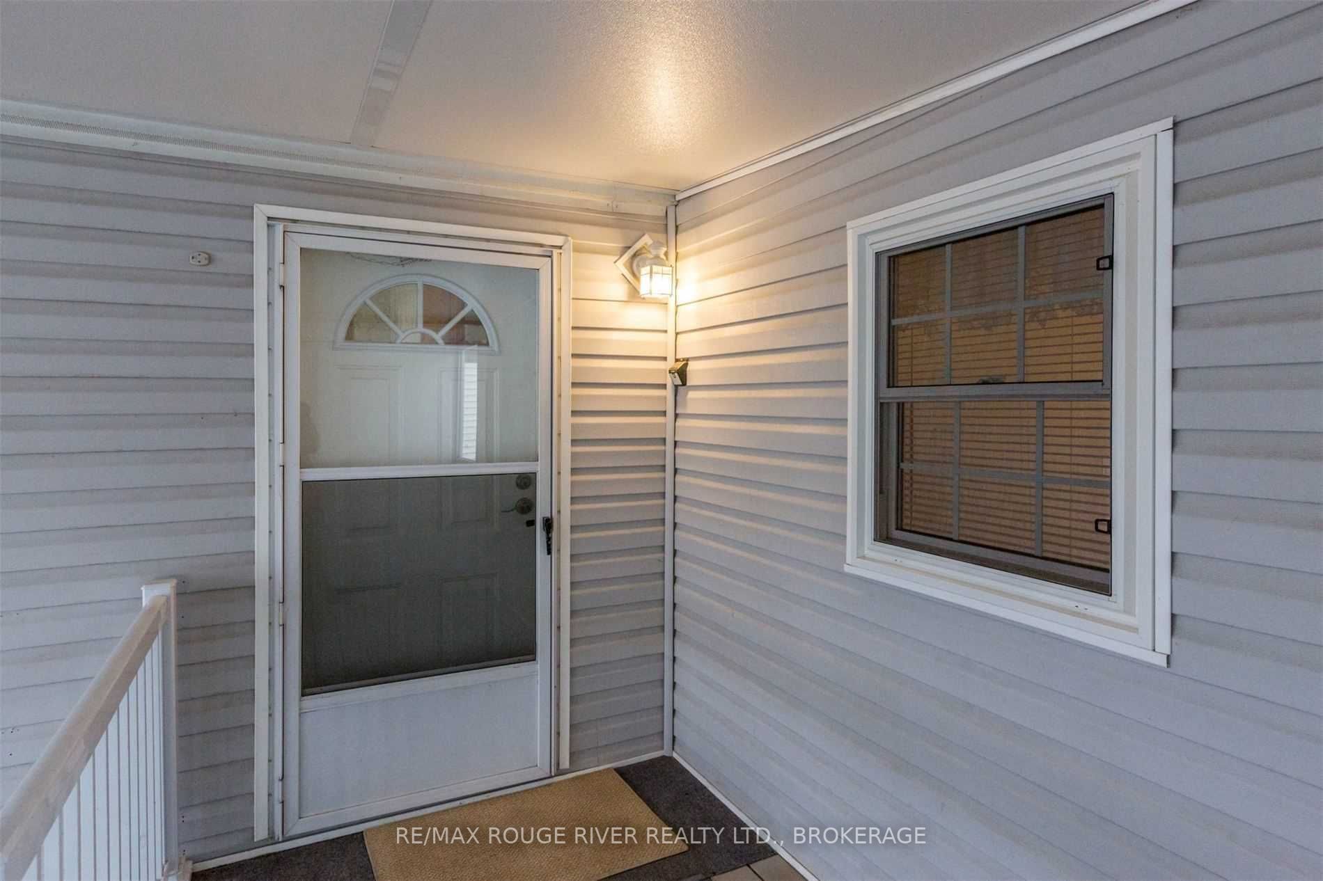16 Bayview Drive
