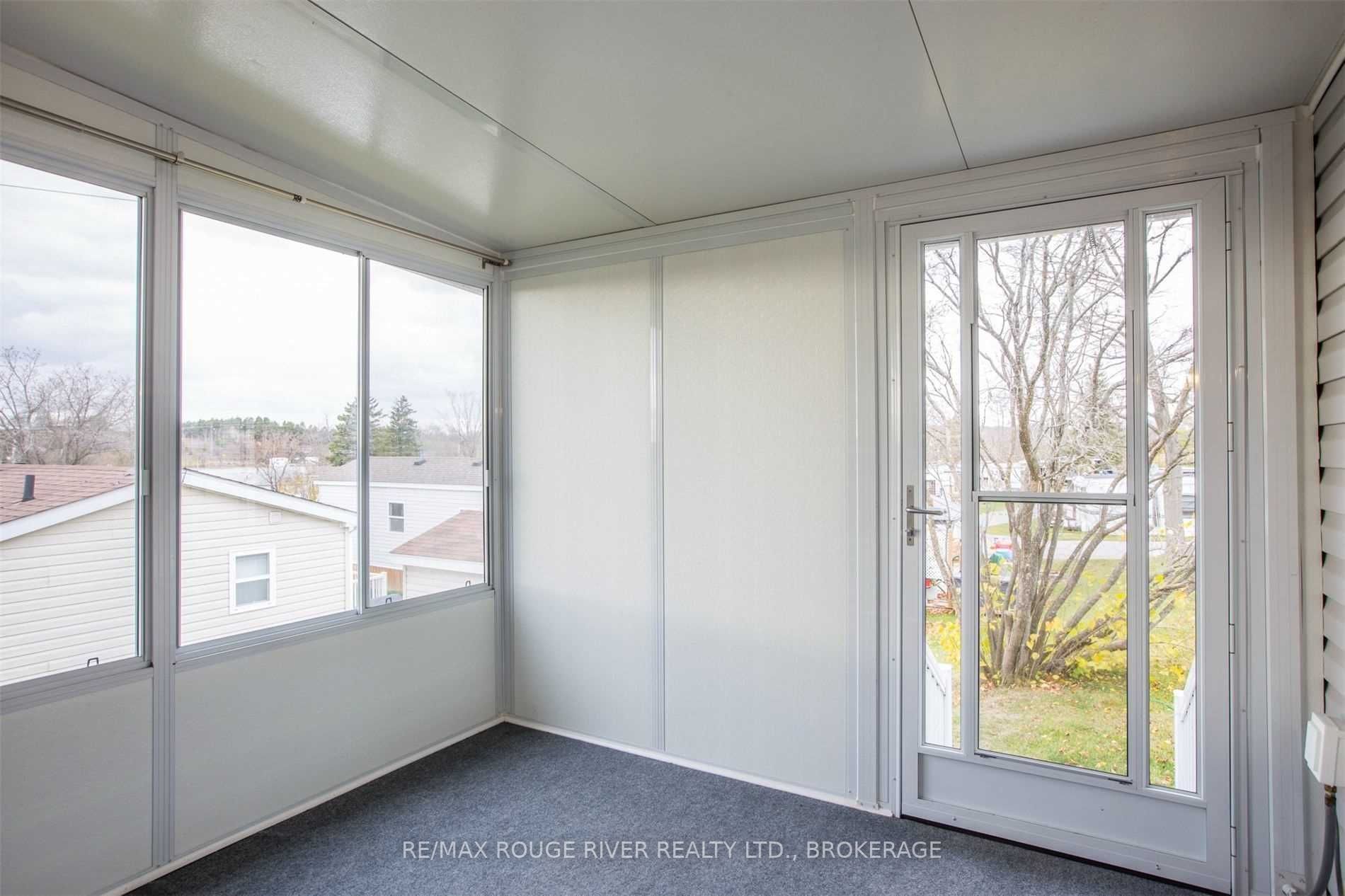 16 Bayview Drive