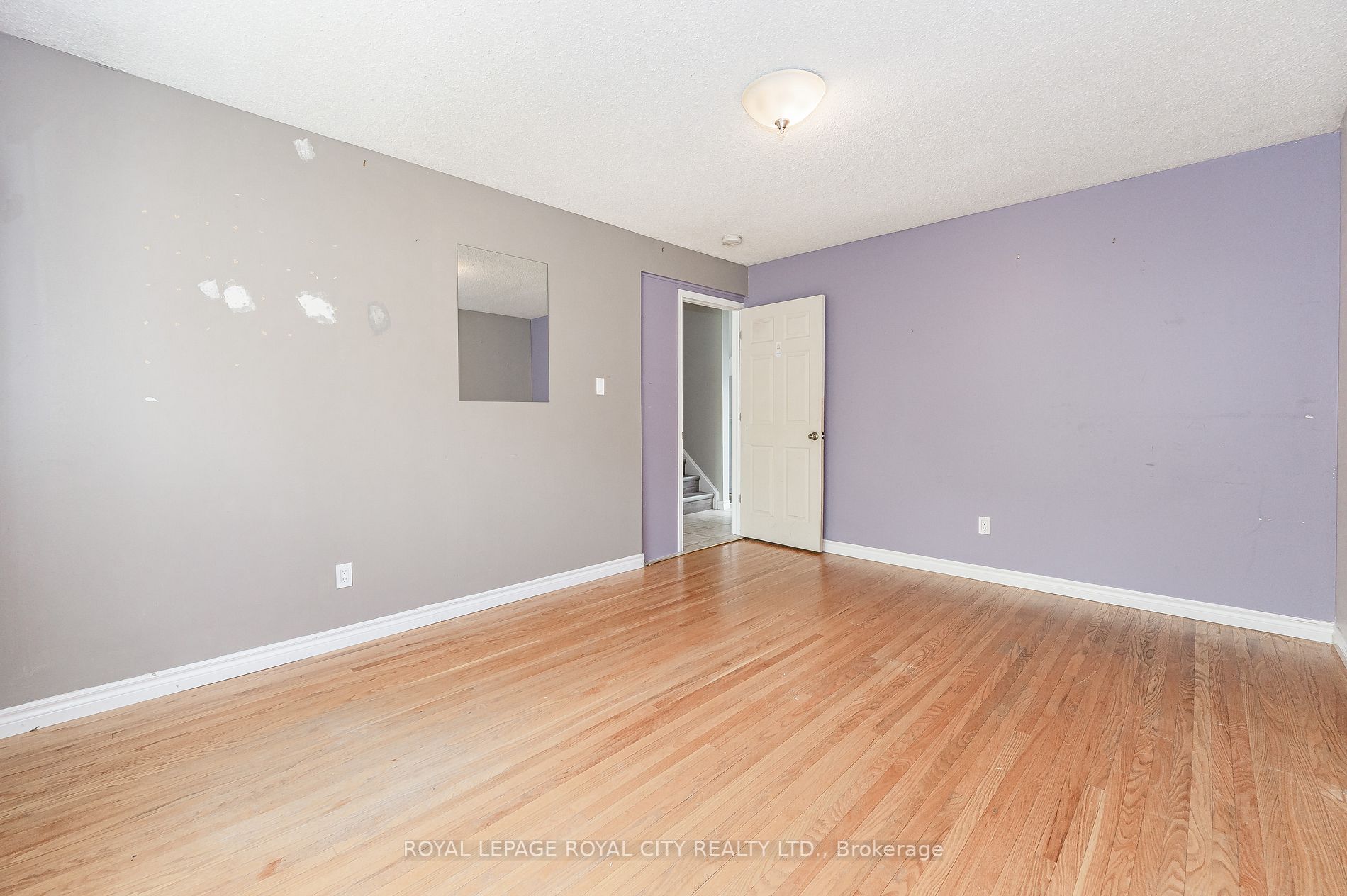 Listing X6000432 - Large Photo # 11