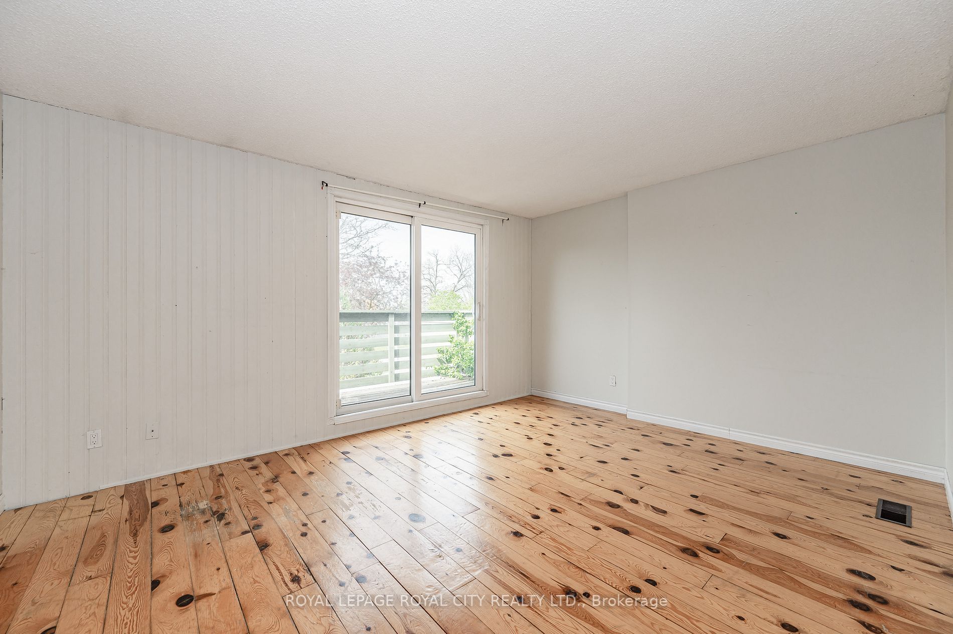 Listing X6000432 - Large Photo # 24
