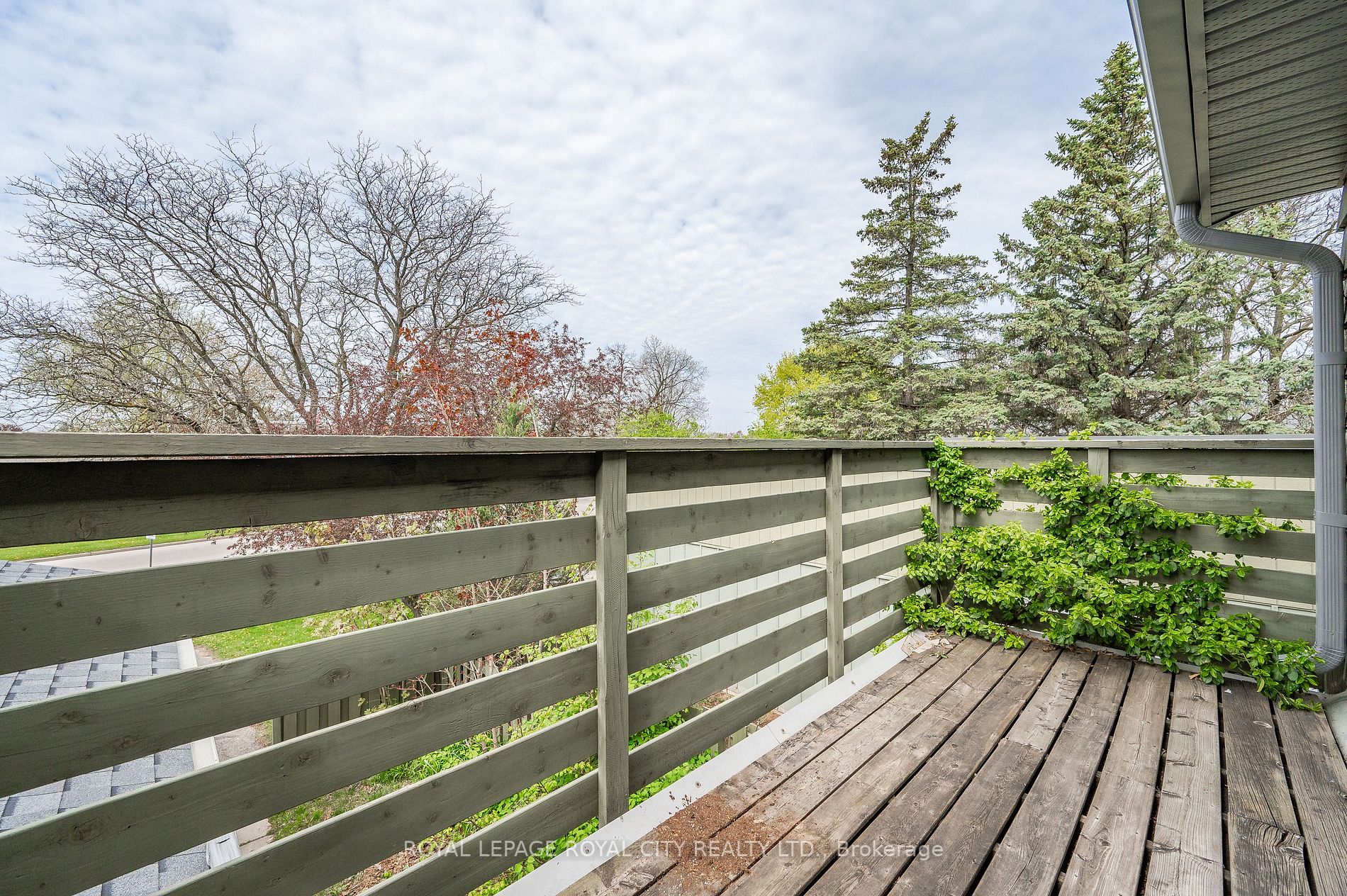 Listing X6000432 - Large Photo # 28