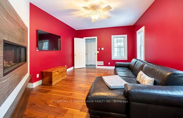 Listing X6000628 - Large Photo # 22