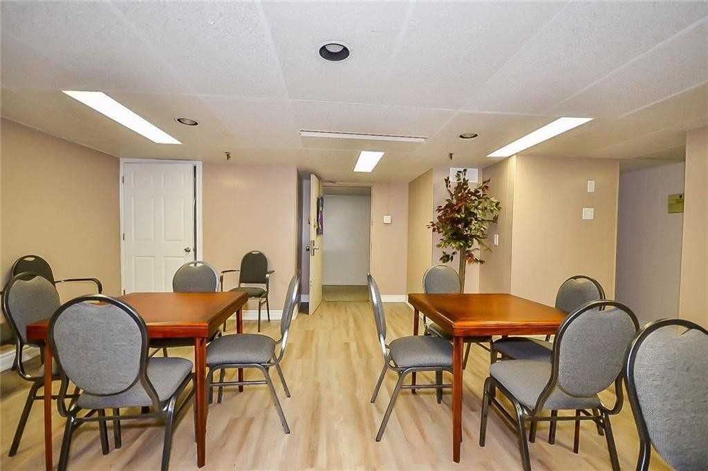 1964 Main St W, #503