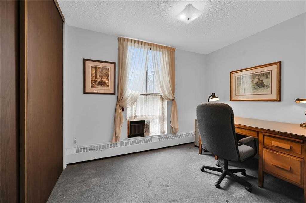 1964 Main St W, #503