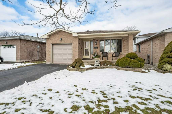 7 Broughton Ave, Hamilton