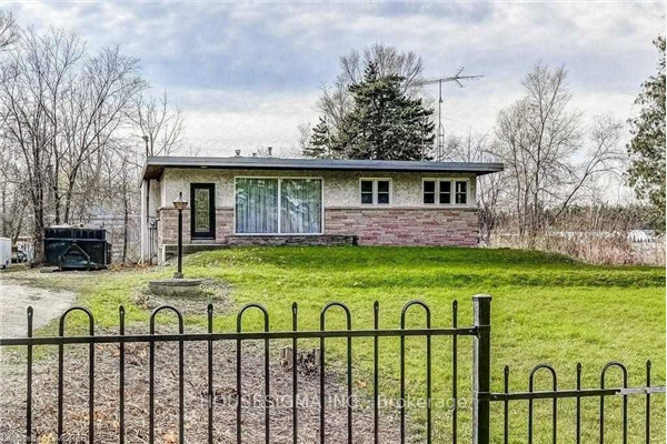 623 Robson Rd, Hamilton