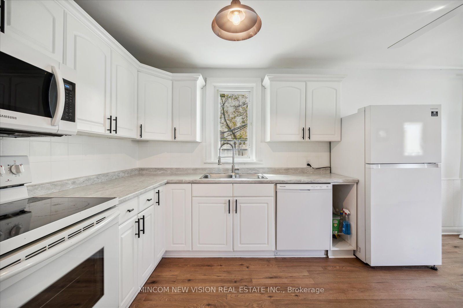 61 Riverview Road