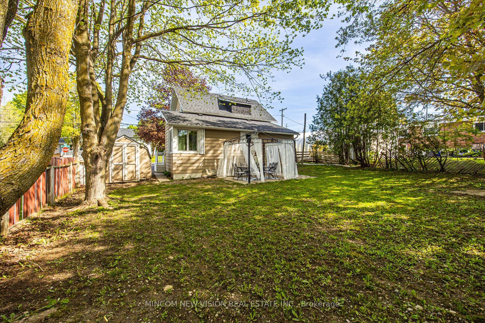 61 Riverview Road