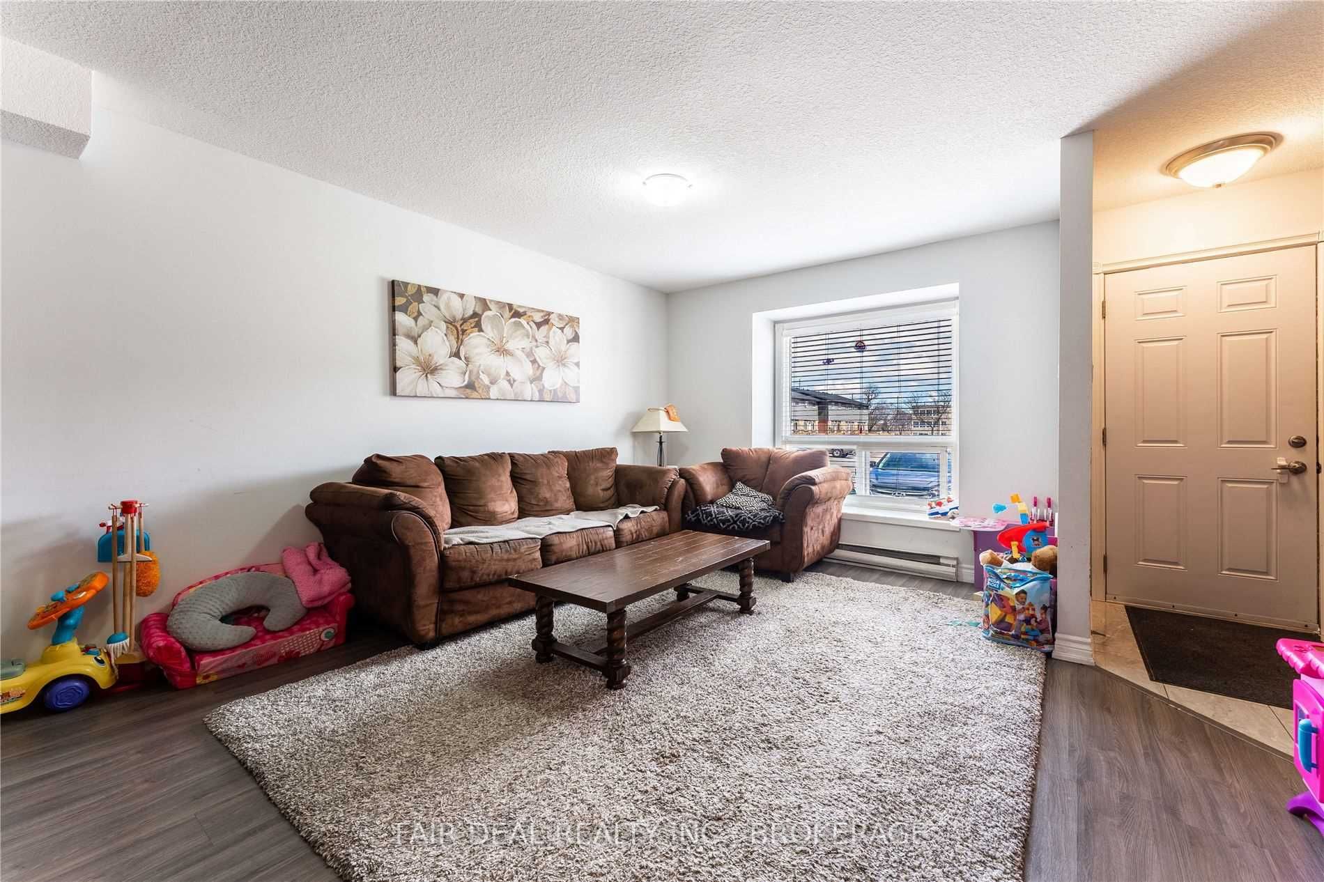 1443 Huron St, #18