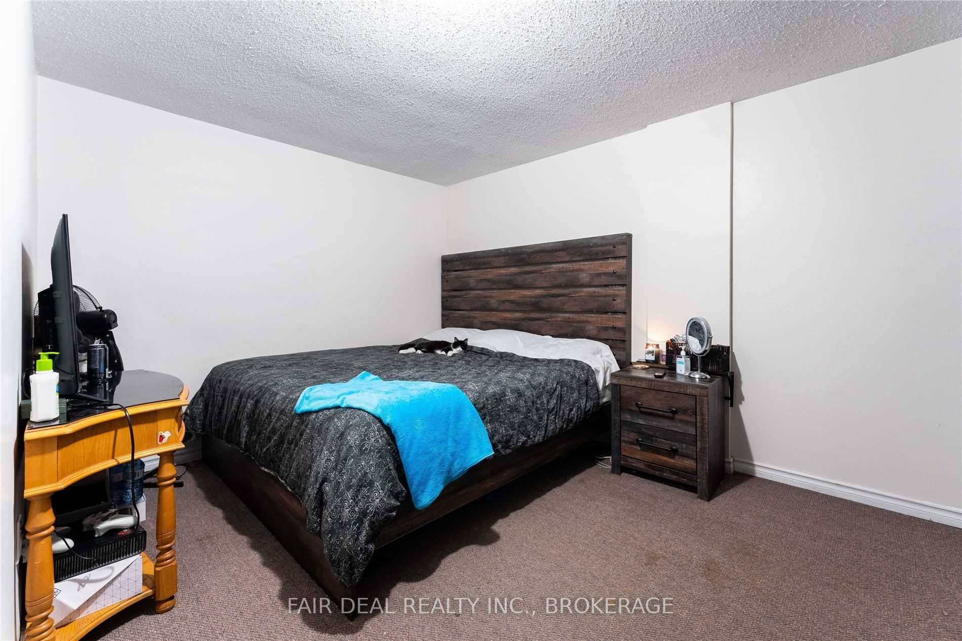 1443 Huron St, #18