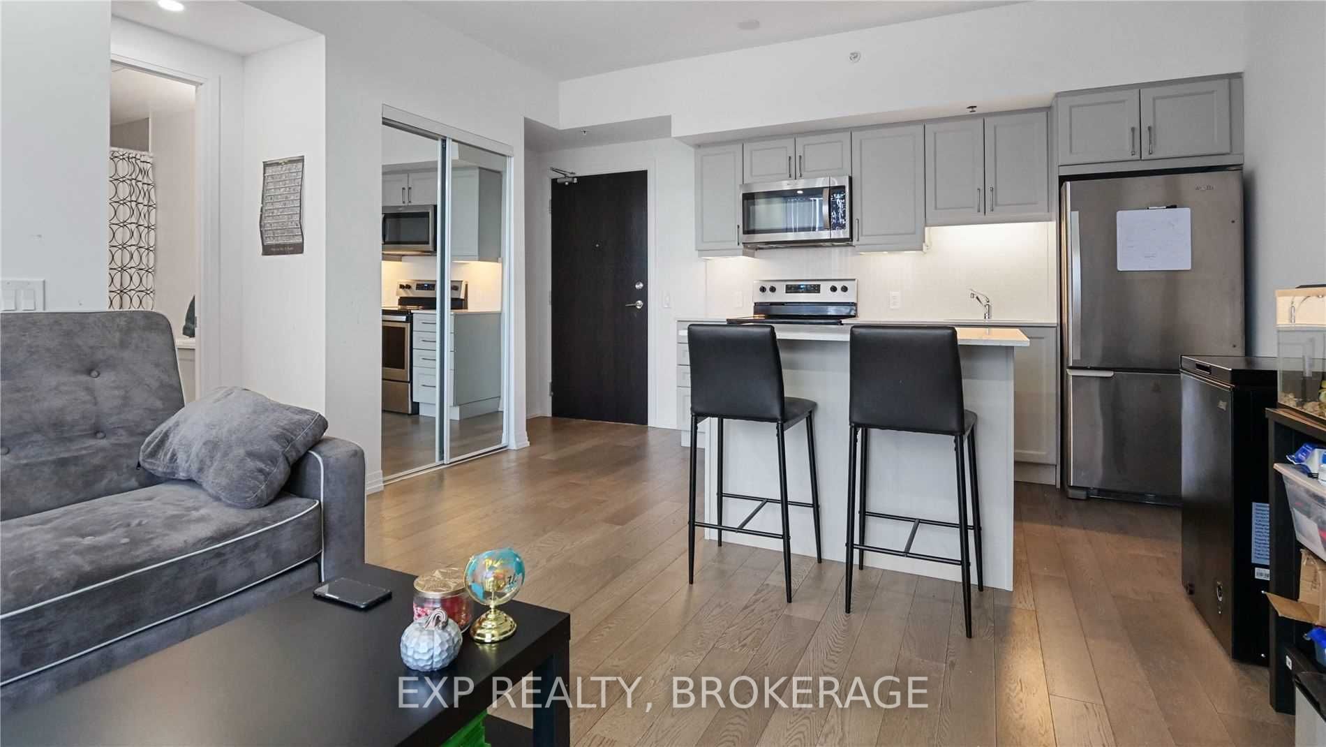 7711 Green Vista Gate, #402