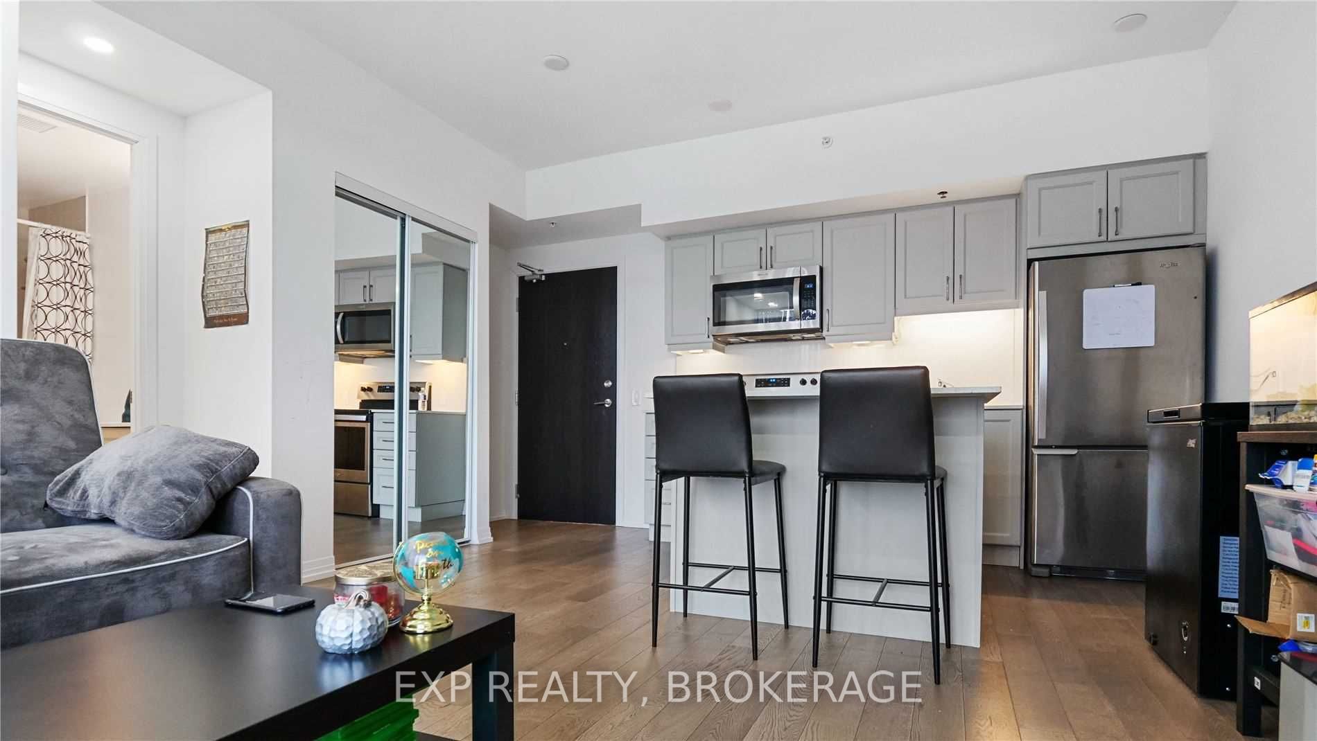 7711 Green Vista Gate, #402