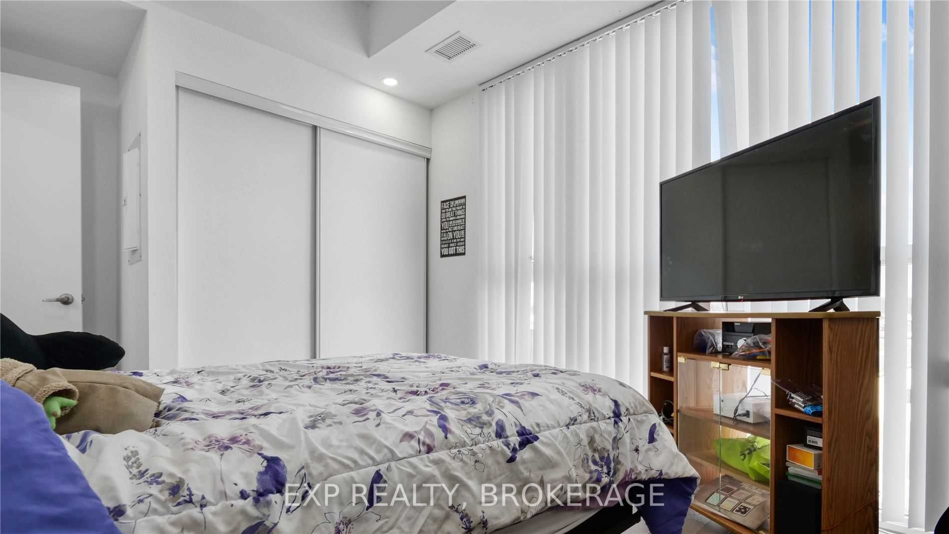 7711 Green Vista Gate, #402