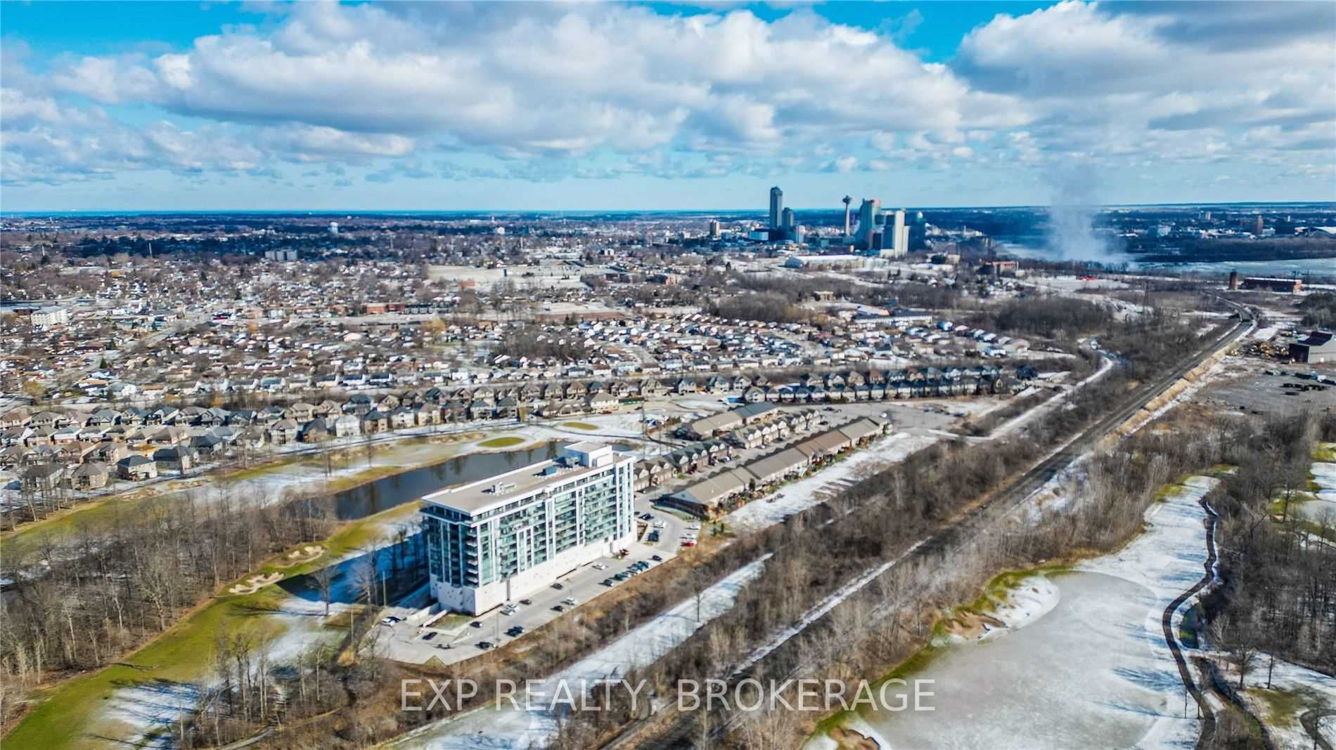 7711 Green Vista Gate, #402