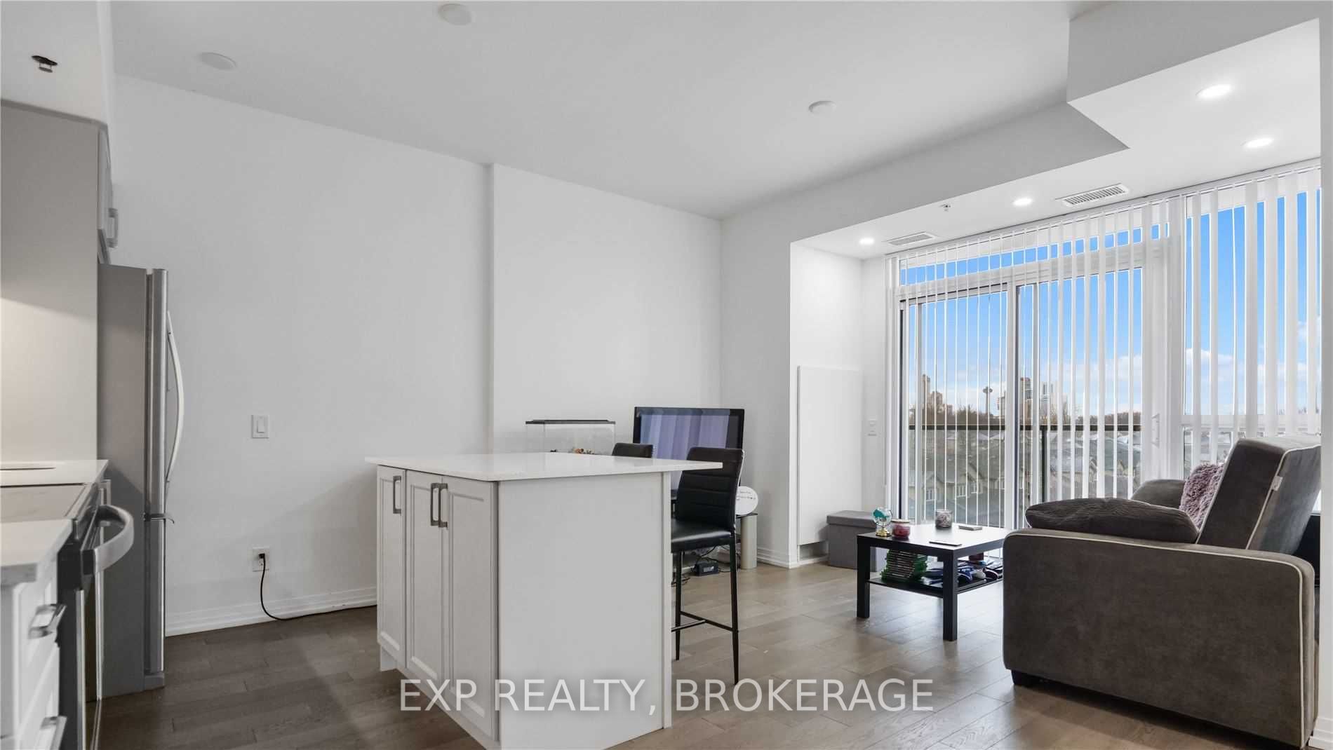 7711 Green Vista Gate, #402