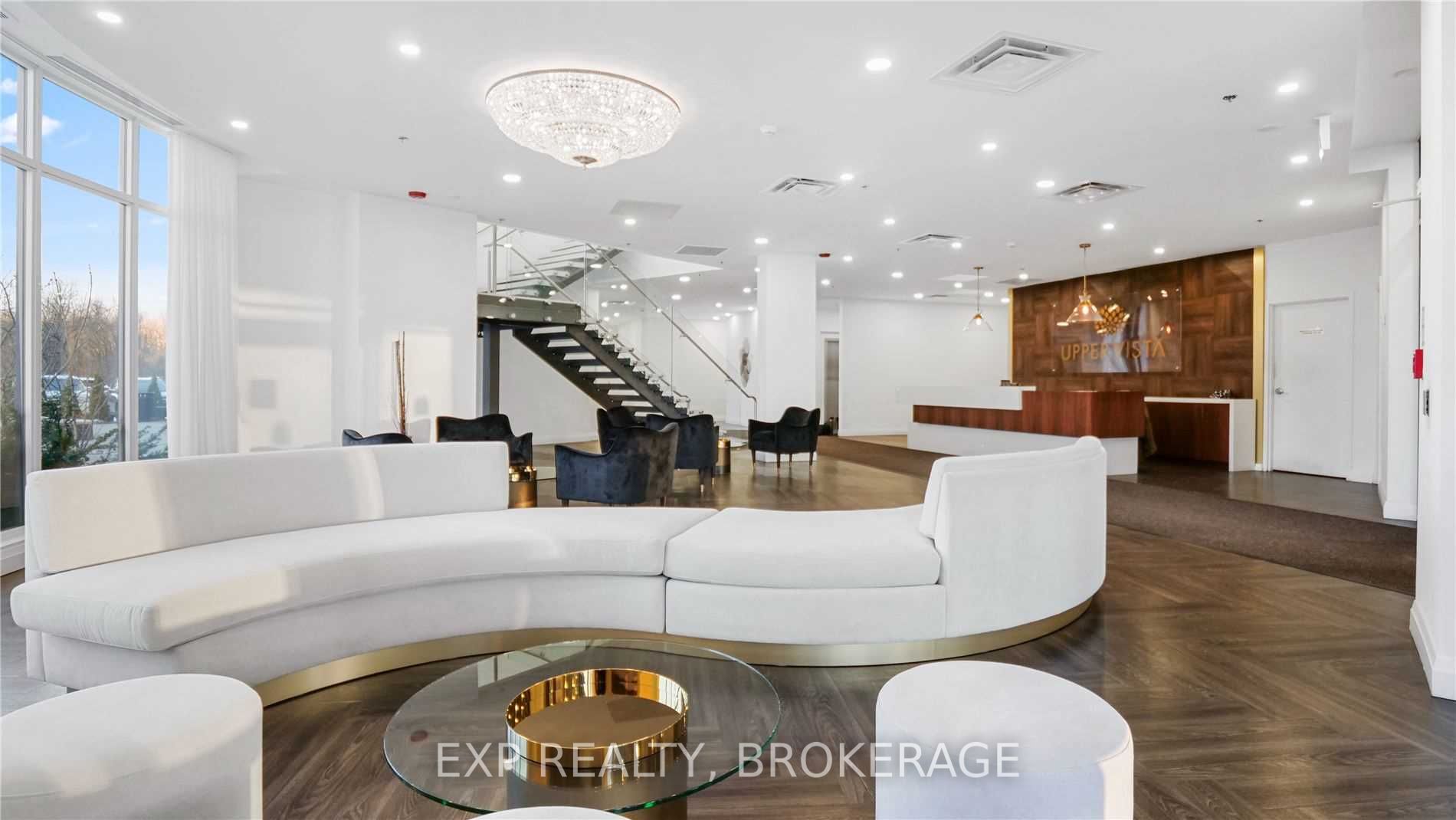 7711 Green Vista Gate, #402