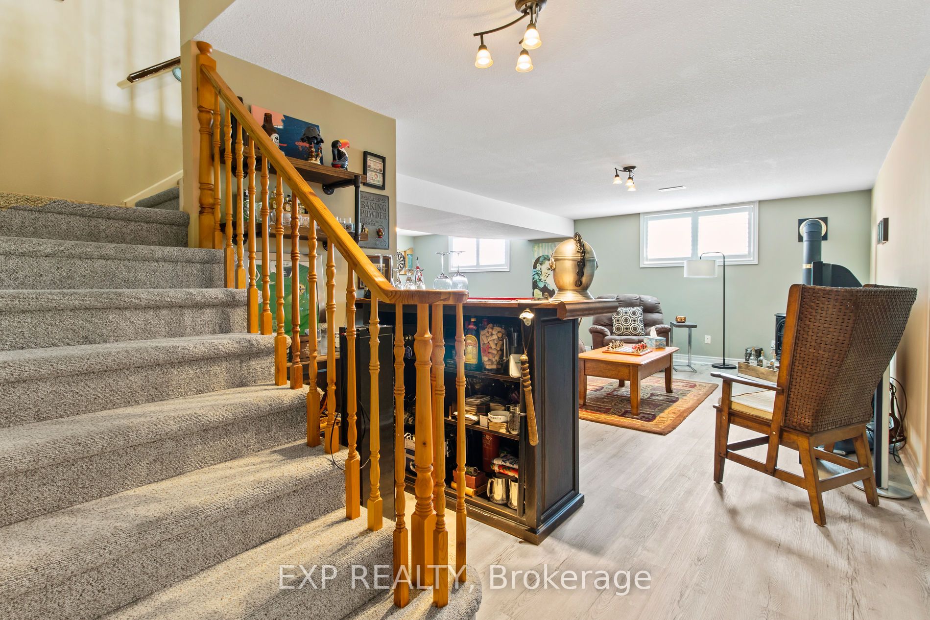 211 Niagara St