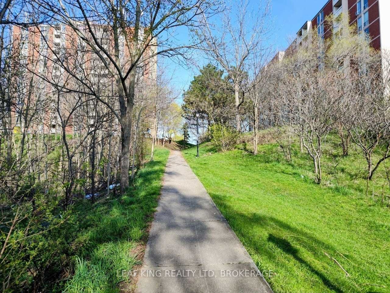Listing X6003069 - Large Photo # 29