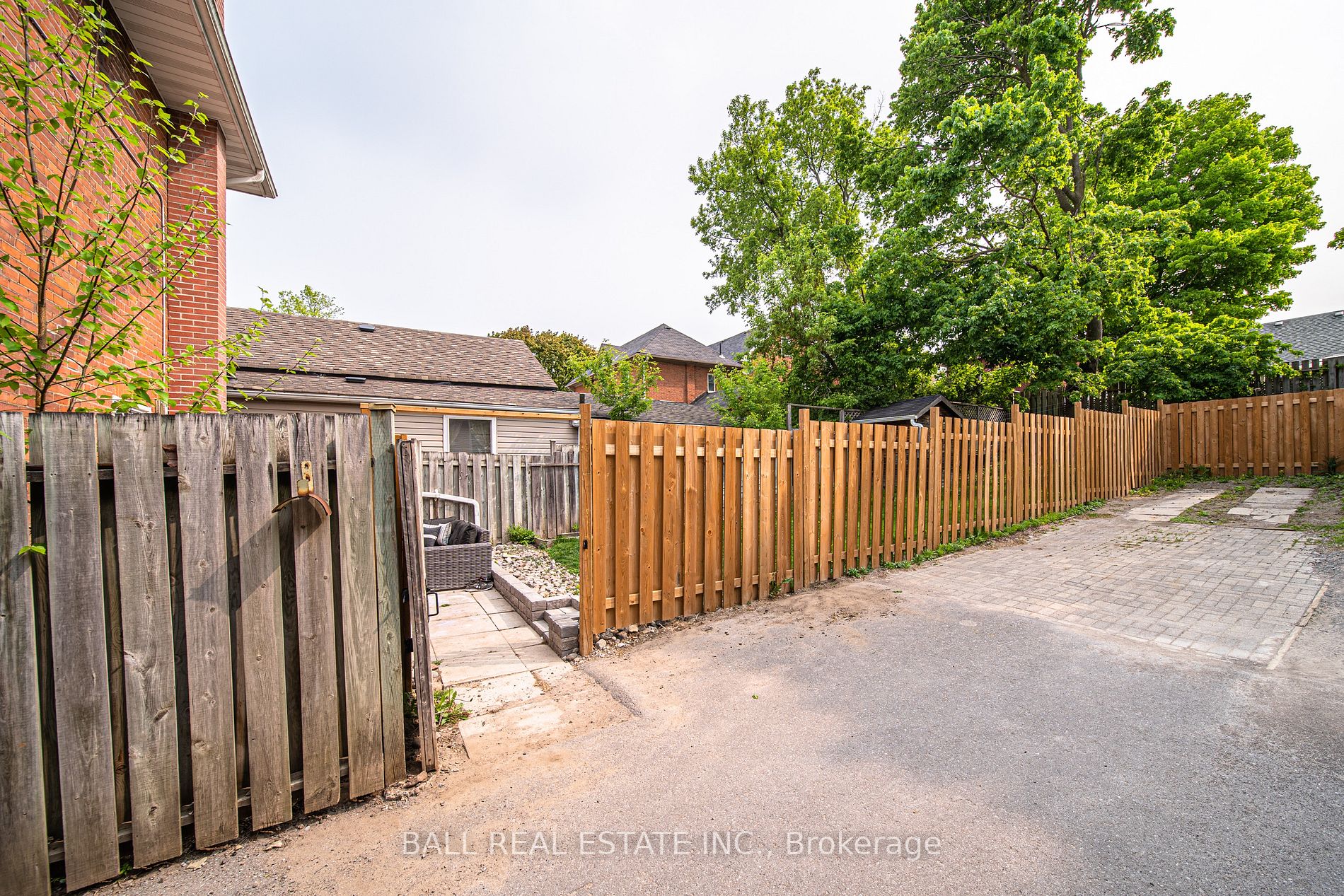 Listing X6003416 - Large Photo # 22