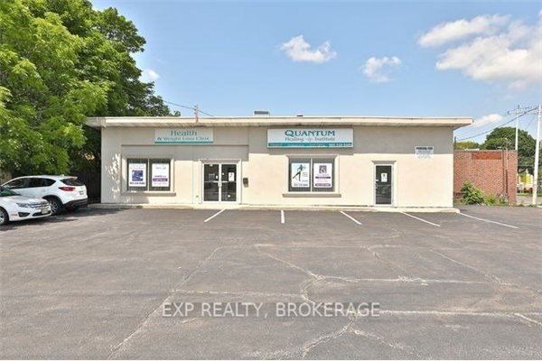 881 King St W, Hamilton
