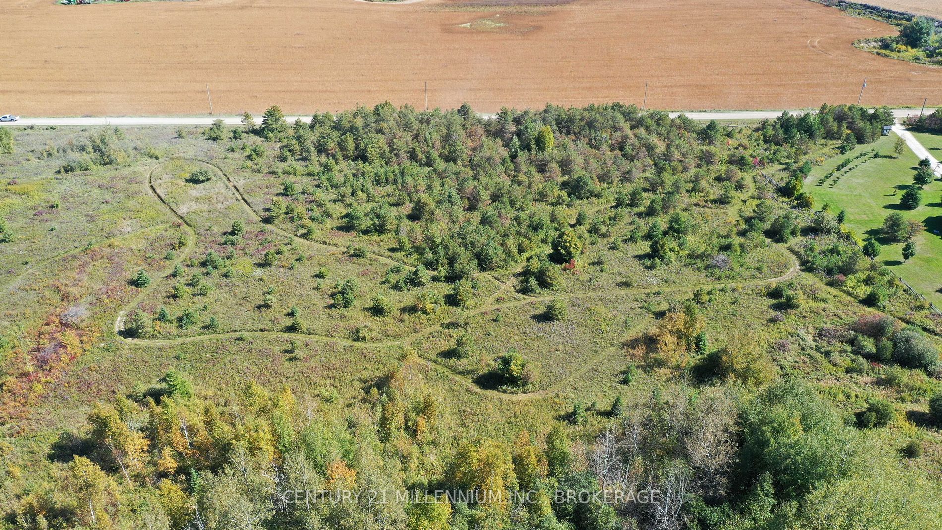 Lot 20 8th Line W
