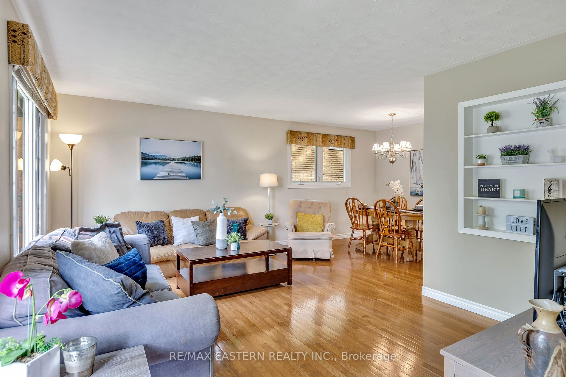 Listing X6004604 - Large Photo # 5