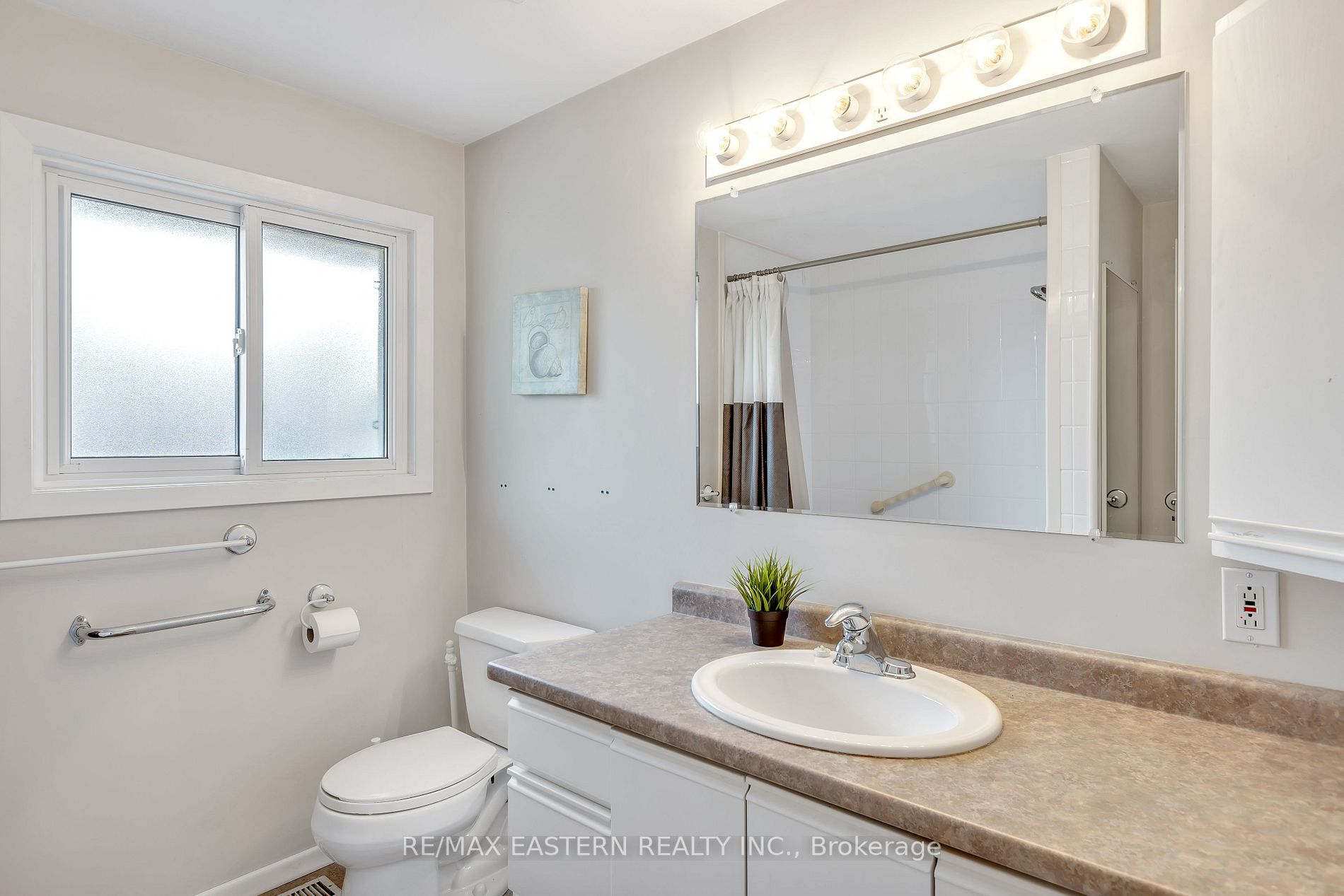 Listing X6004604 - Large Photo # 20