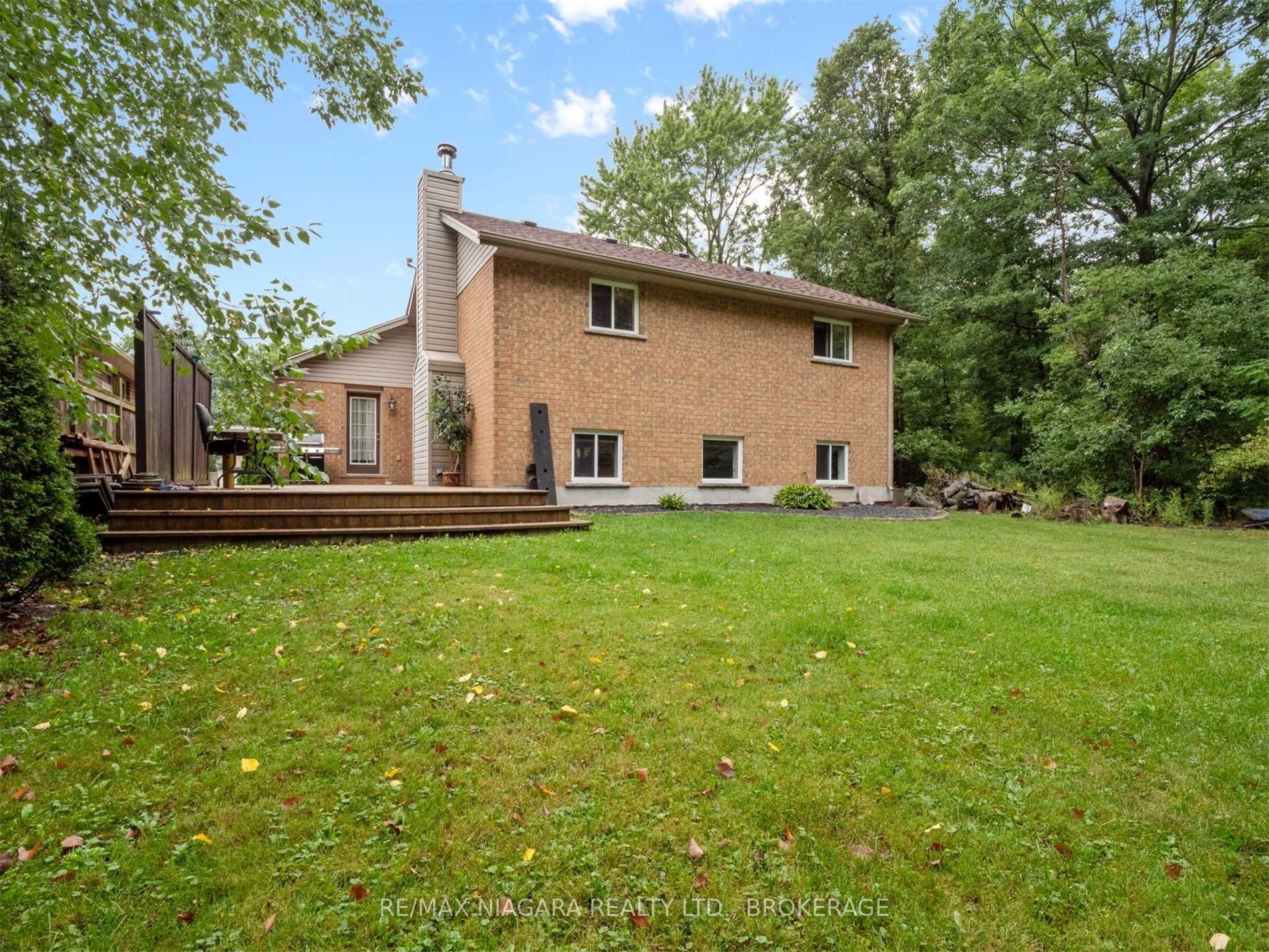92 Thorold Ave
