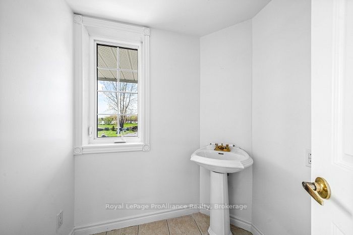 311 Dundas St E, #60