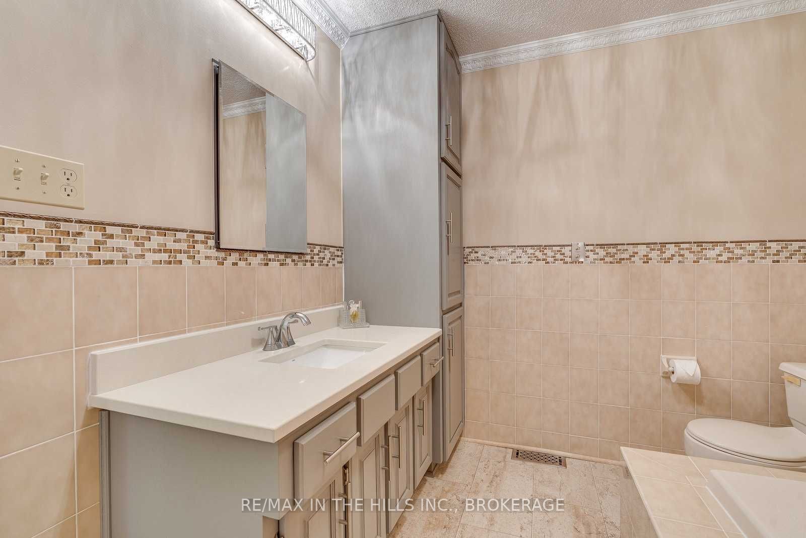 Listing X6005263 - Large Photo # 20