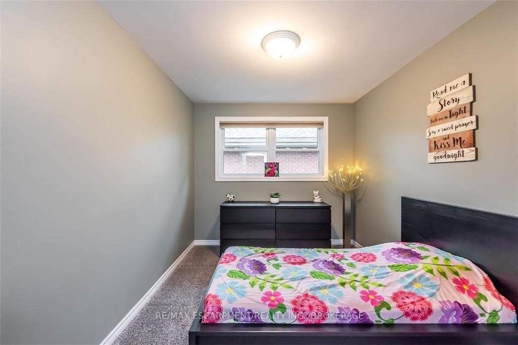 47 Blossom Ave