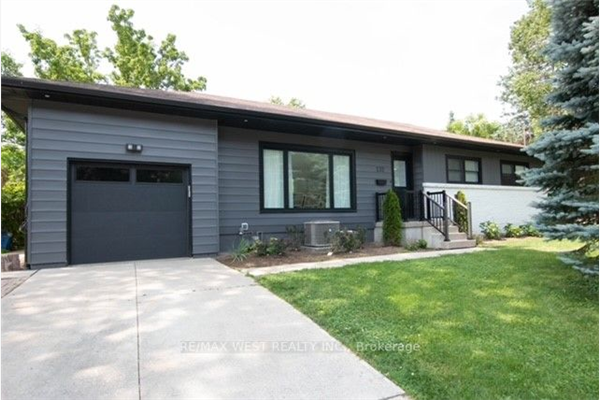 232 Rosemary Lane N