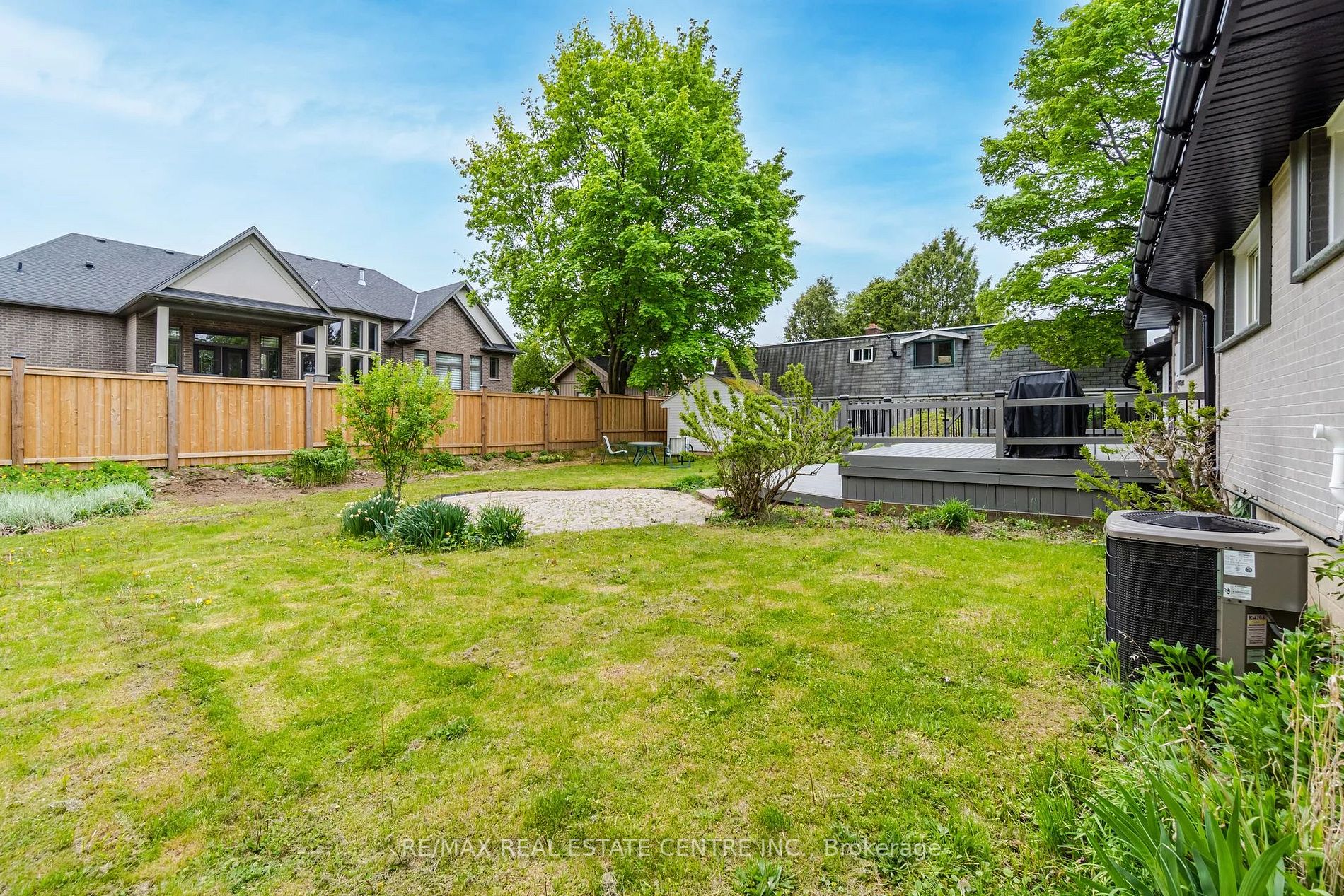 678 Mohawk Rd