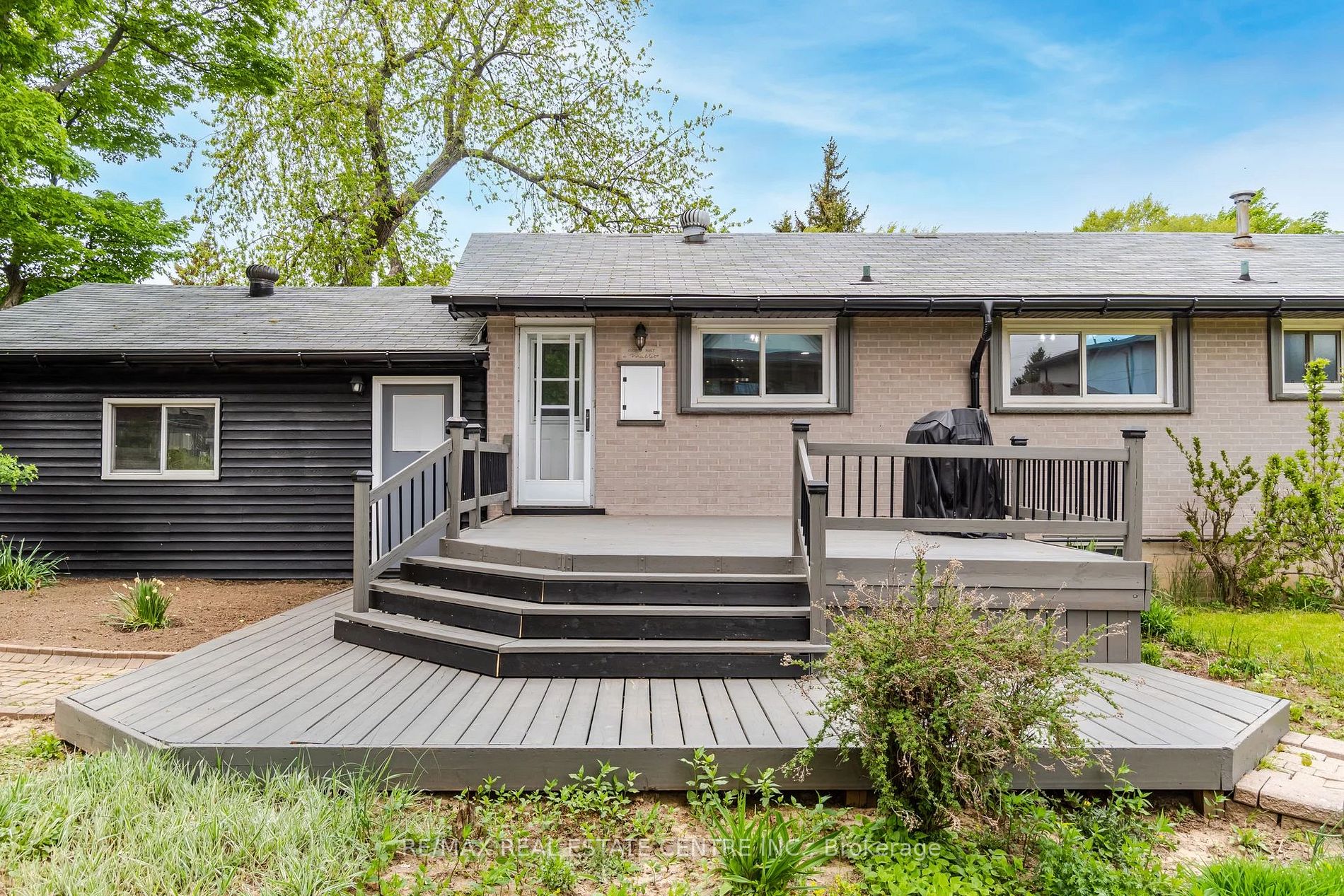 678 Mohawk Rd