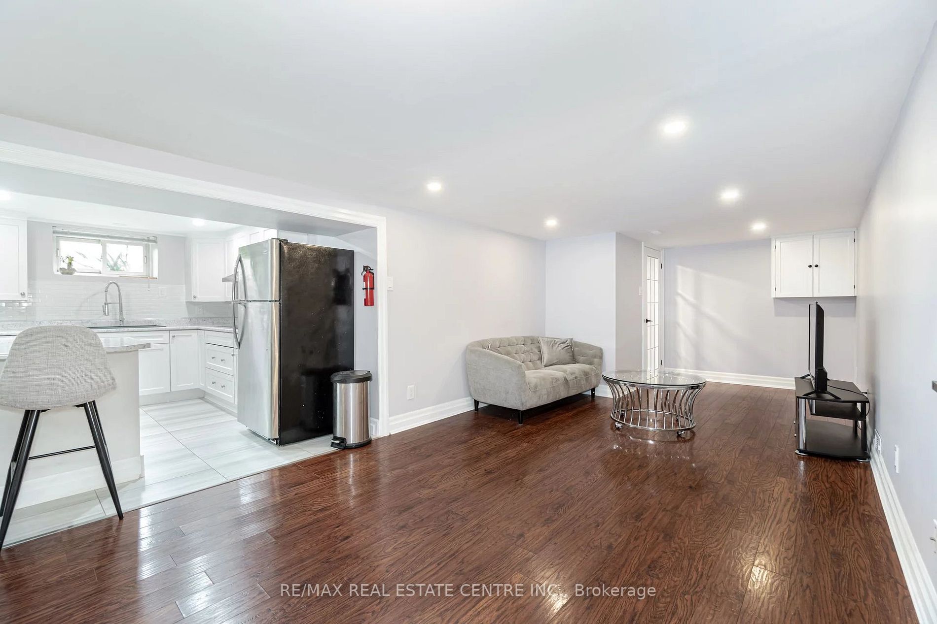 678 Mohawk Rd