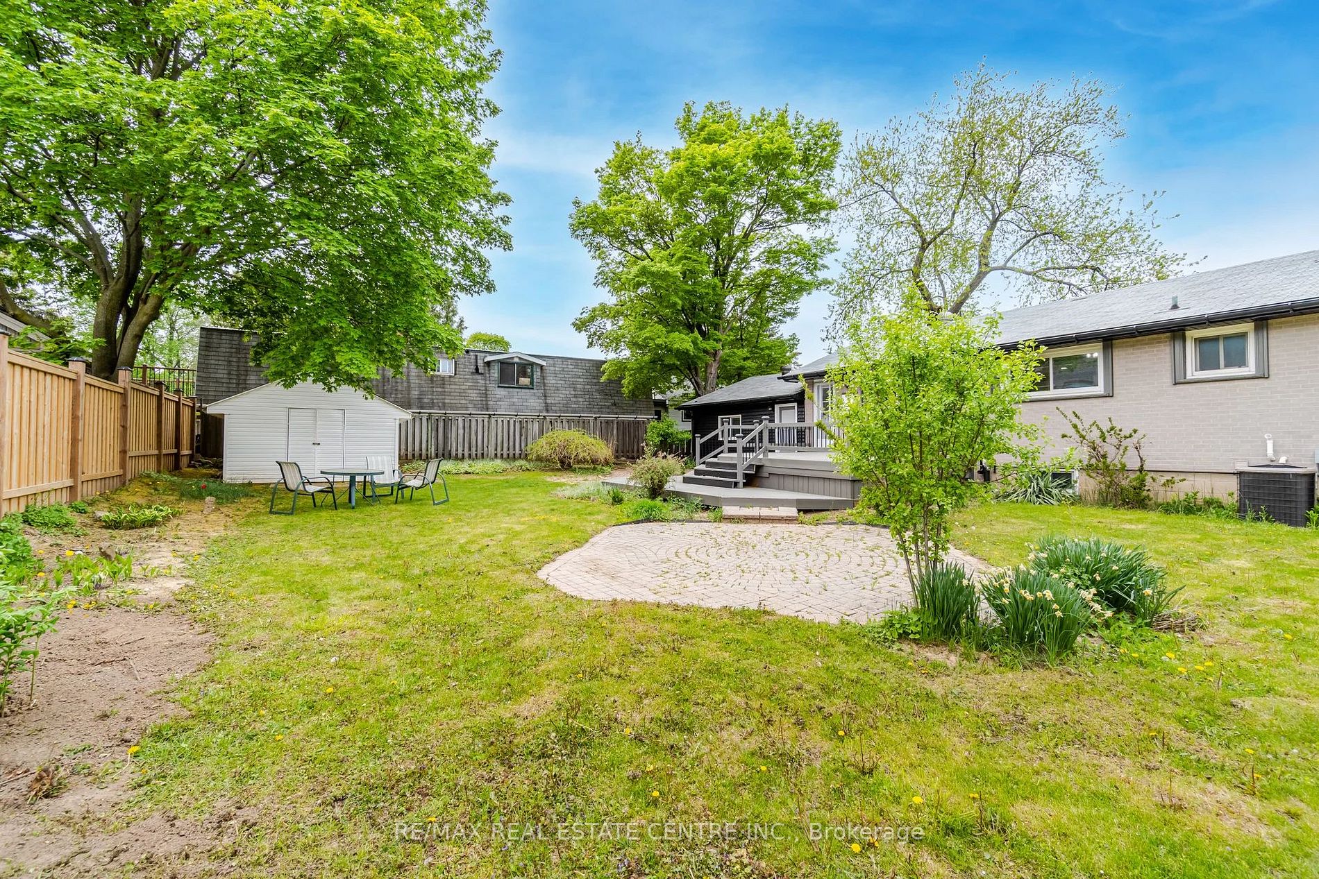 678 Mohawk Rd