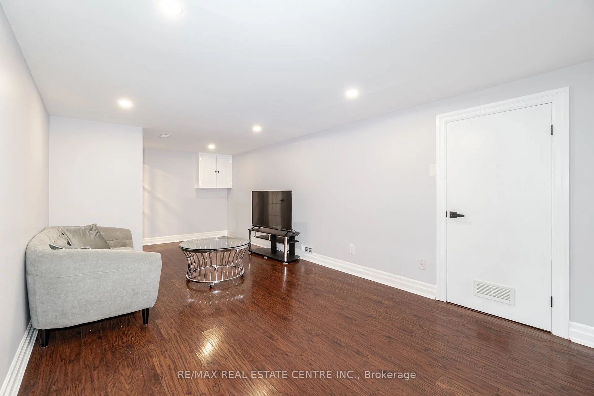 678 Mohawk Rd
