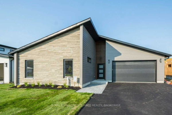 60 Fraser Dr, Quinte West