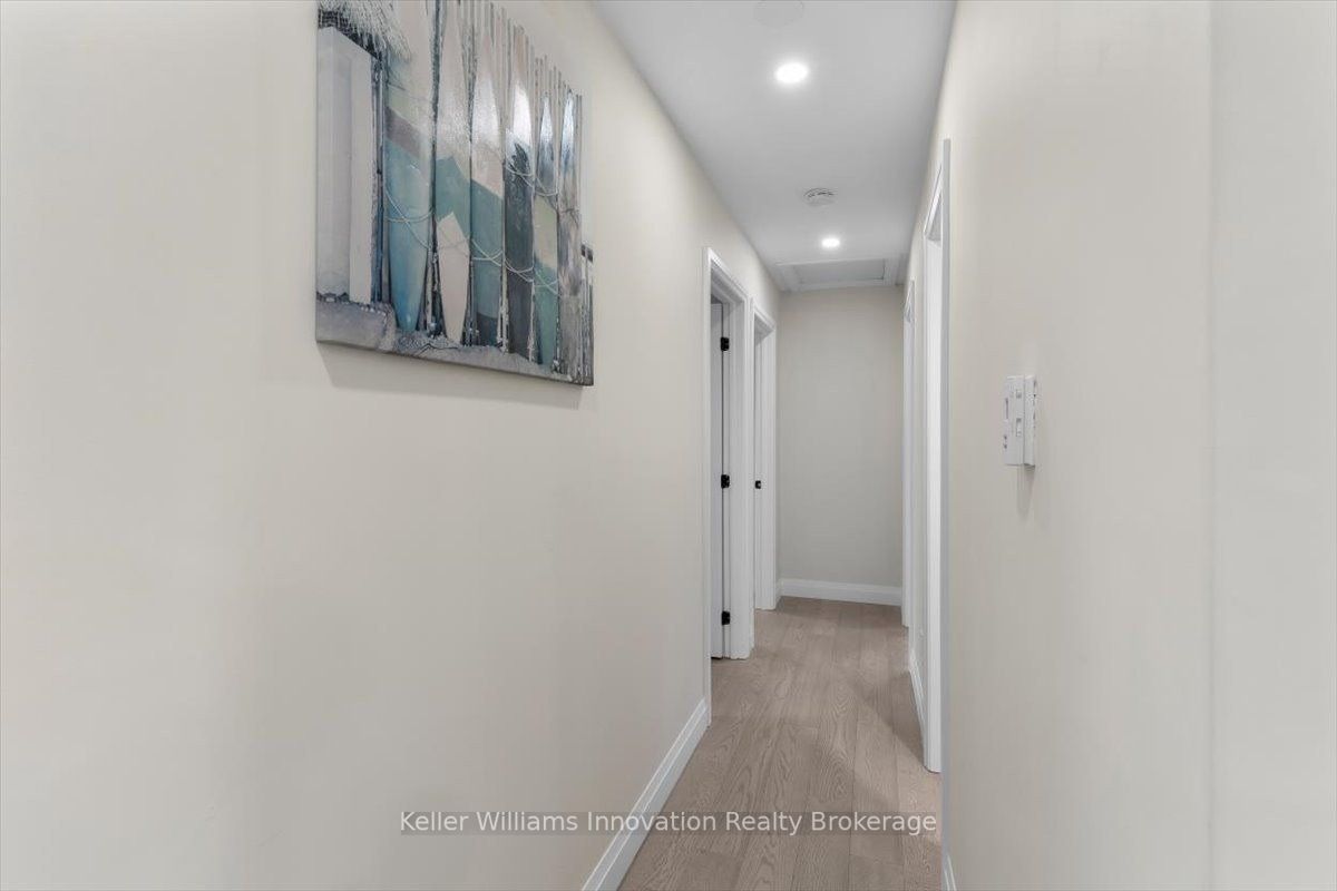 Listing X6007433 - Large Photo # 12