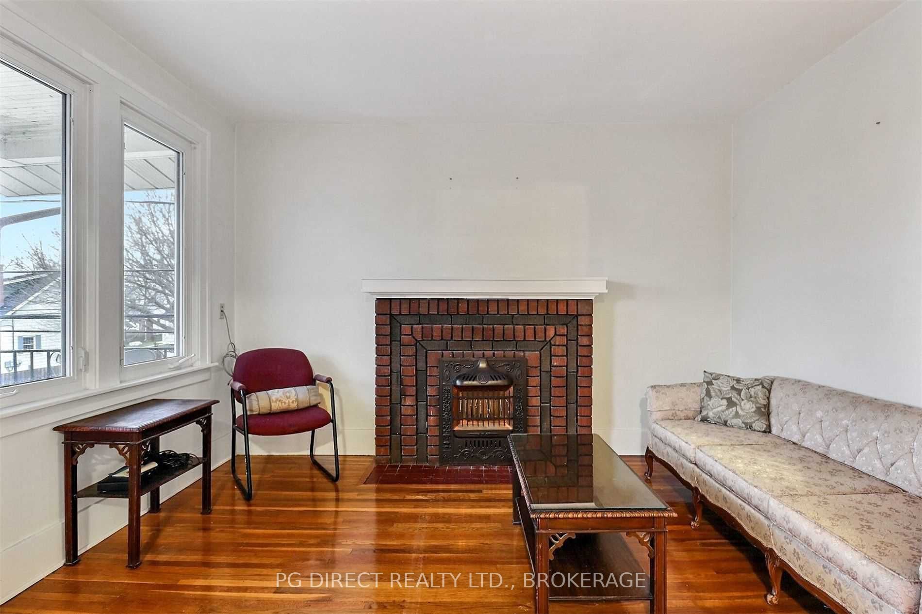 747-749 Niagara Street
