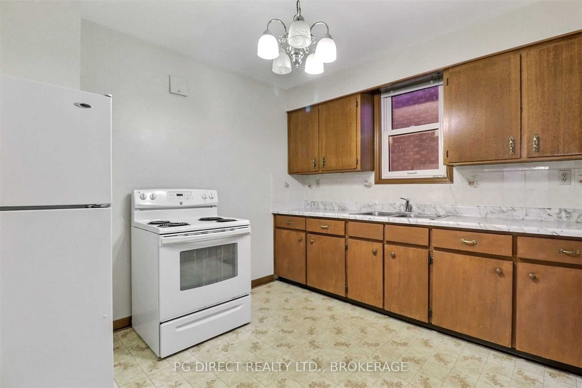 747-749 Niagara Street