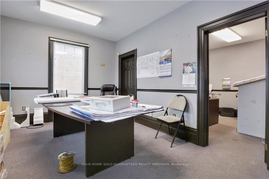 Listing X6007868 - Large Photo # 3