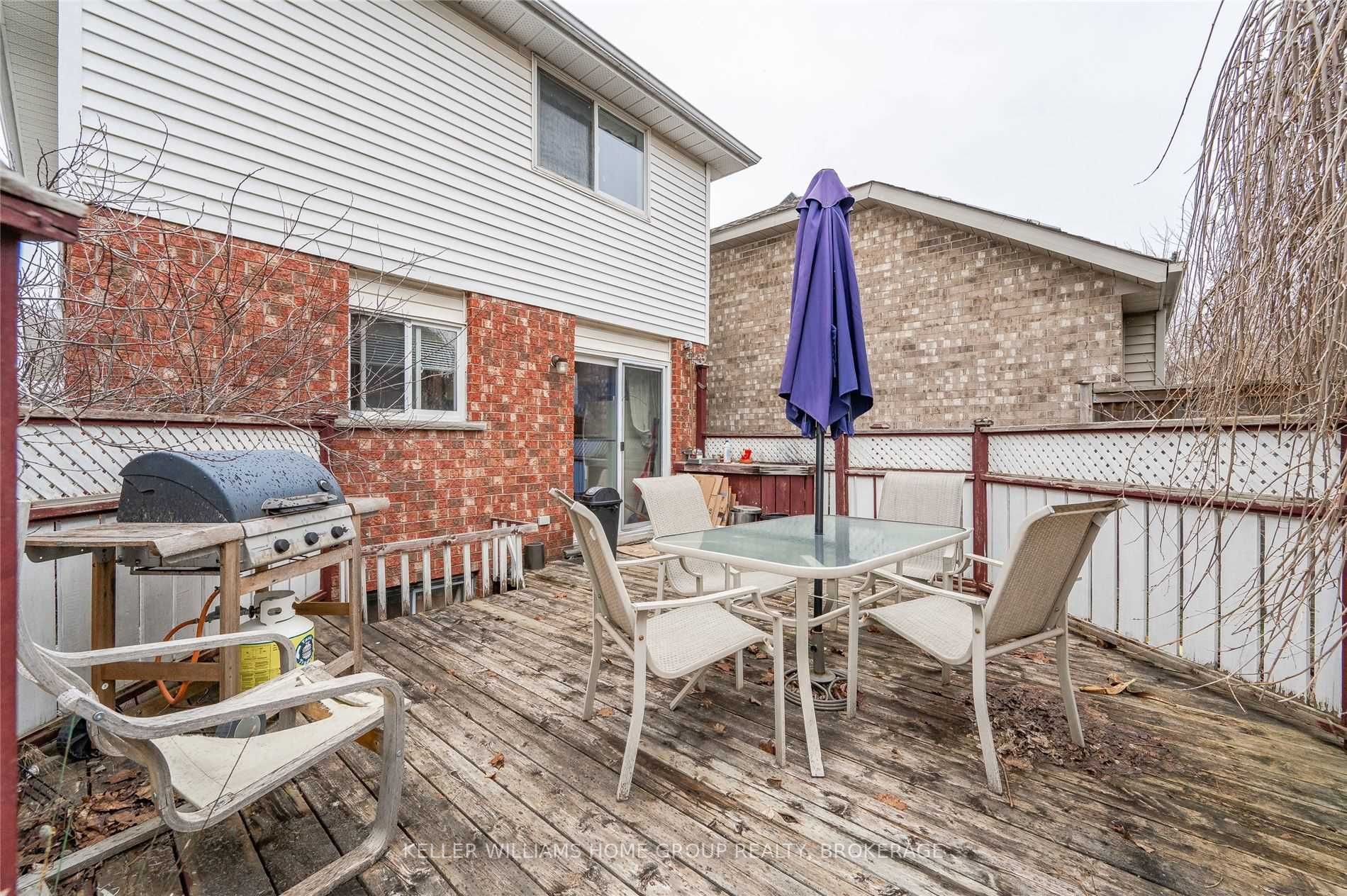 26 Sidney Cres