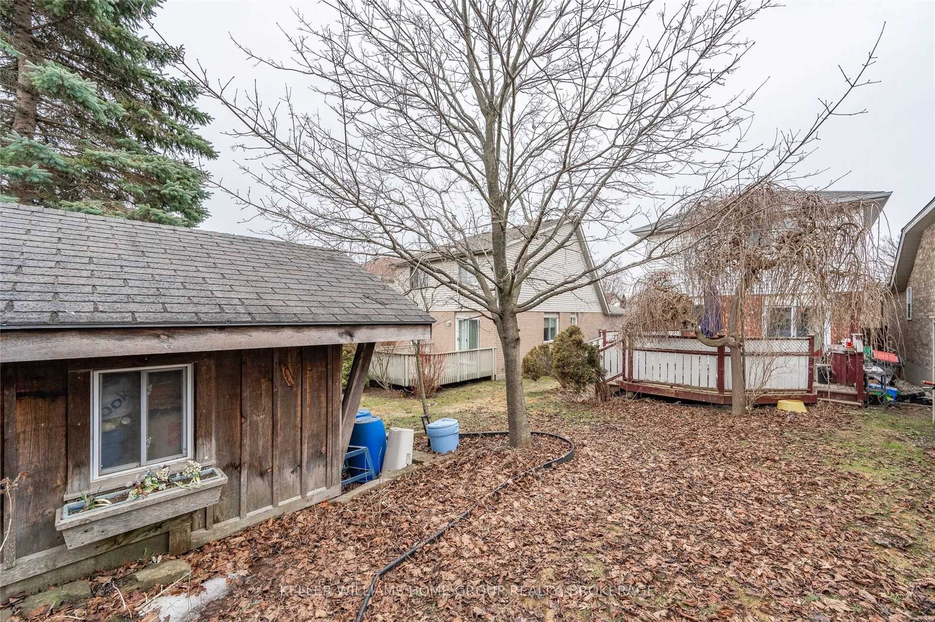 26 Sidney Cres