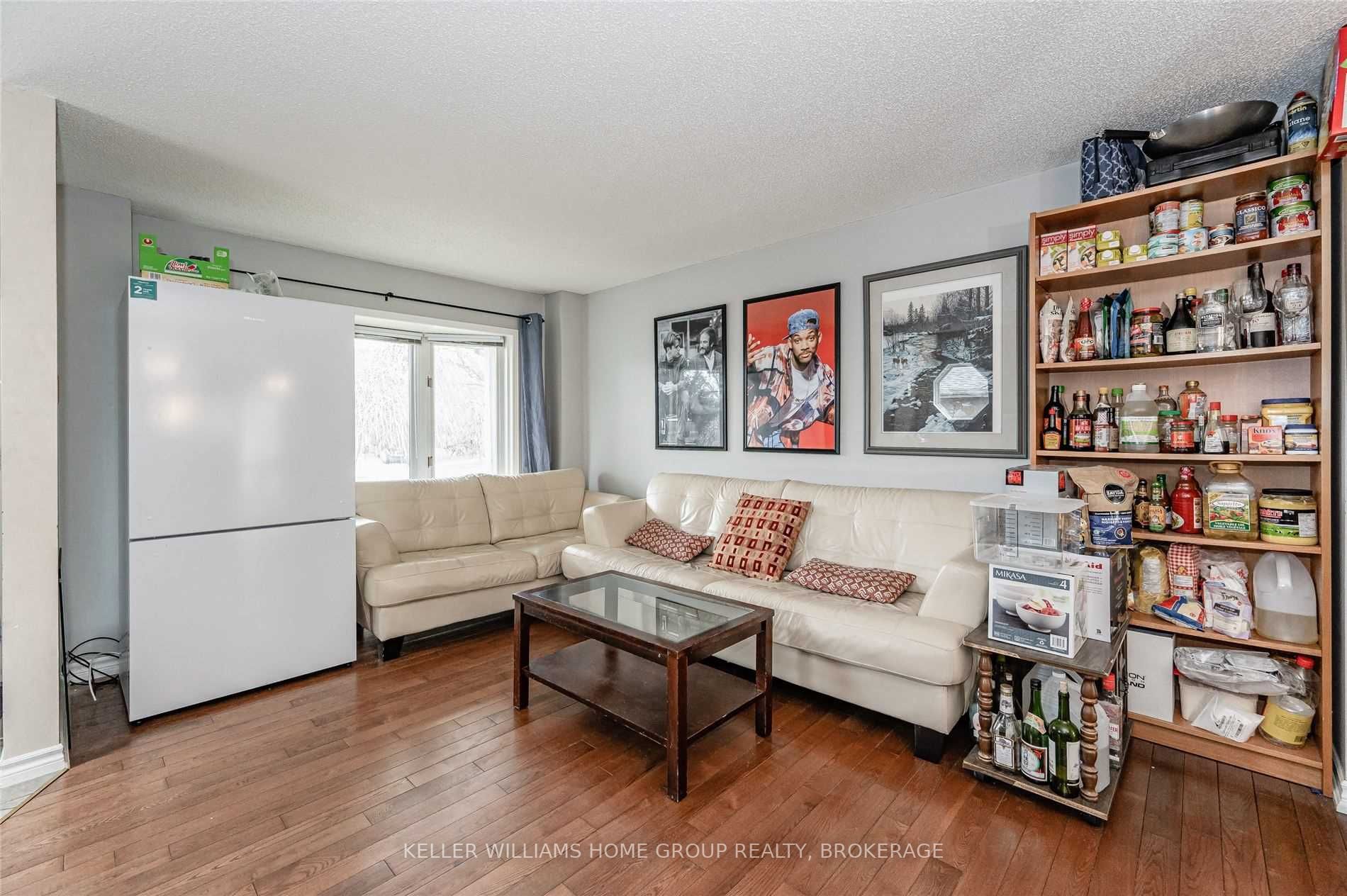 26 Sidney Cres